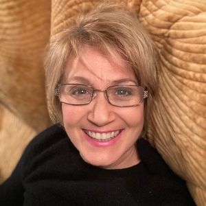 Meet your Posher, Renee